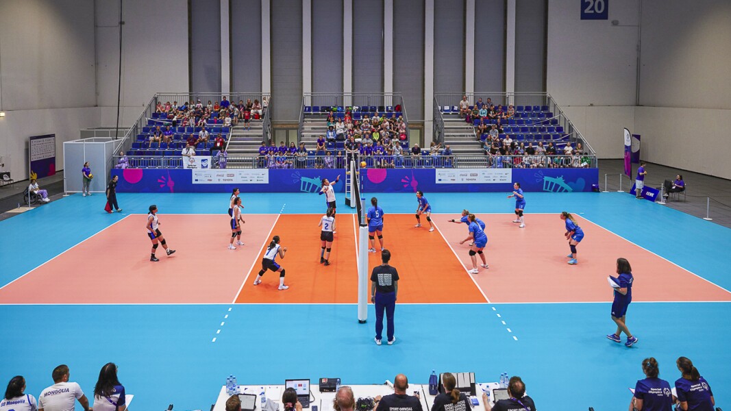 Volleyball match of Mongolia and team Italy playing